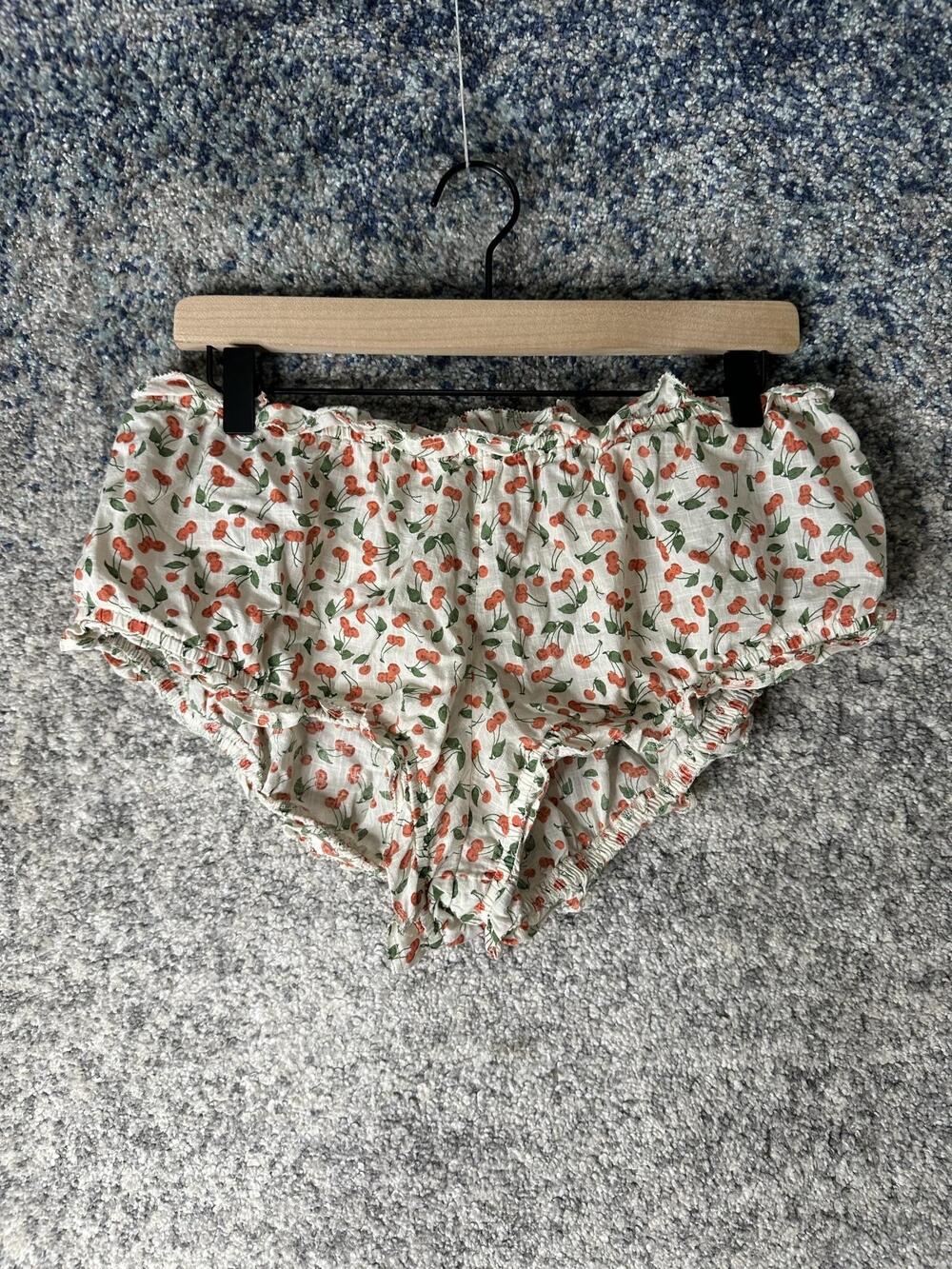 Anthropologie Sleep Shorts Womens Medium White Cherry Print Cotton Ruffle Pajama